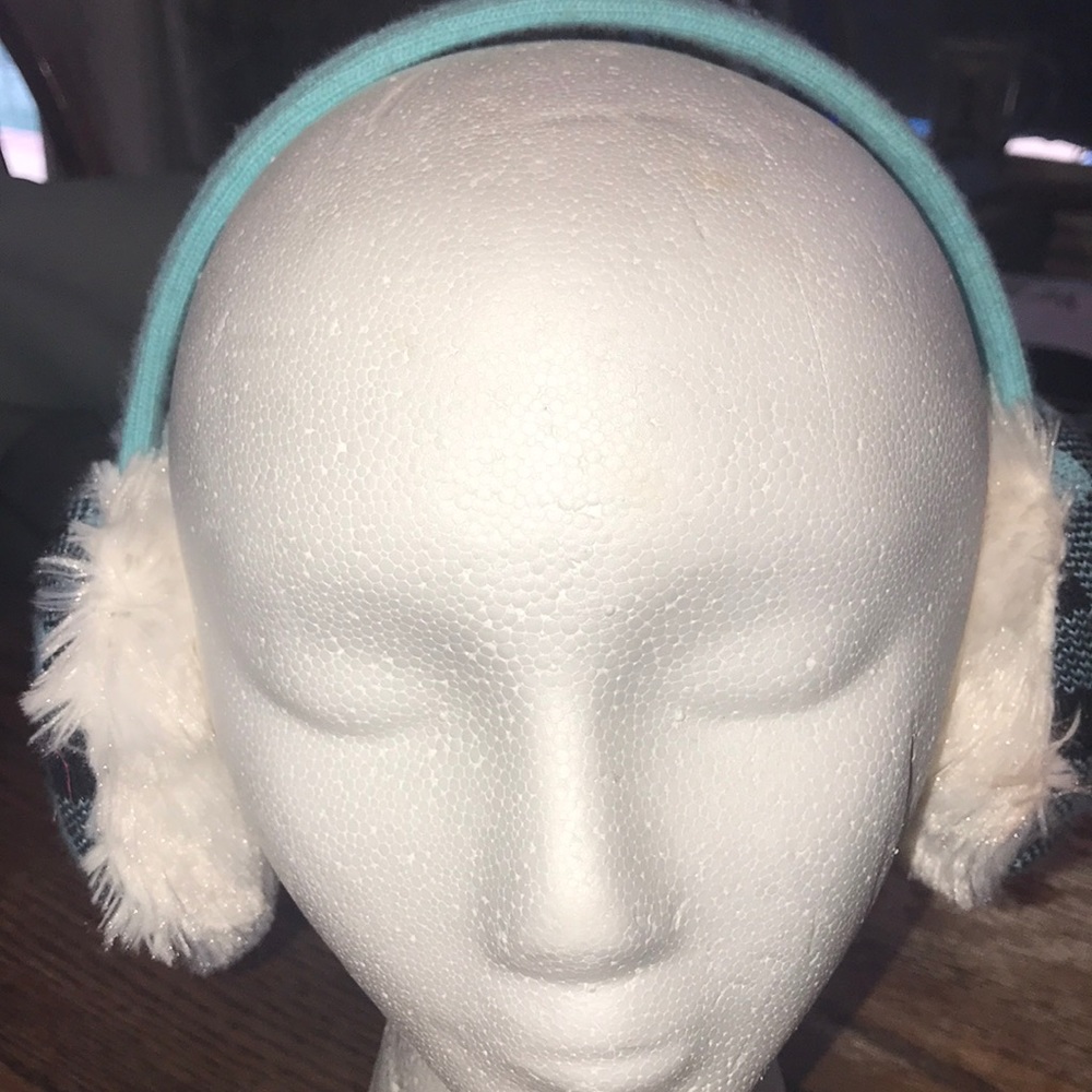 Toby NYC Girls Fuzzy Ear Muffs M-26